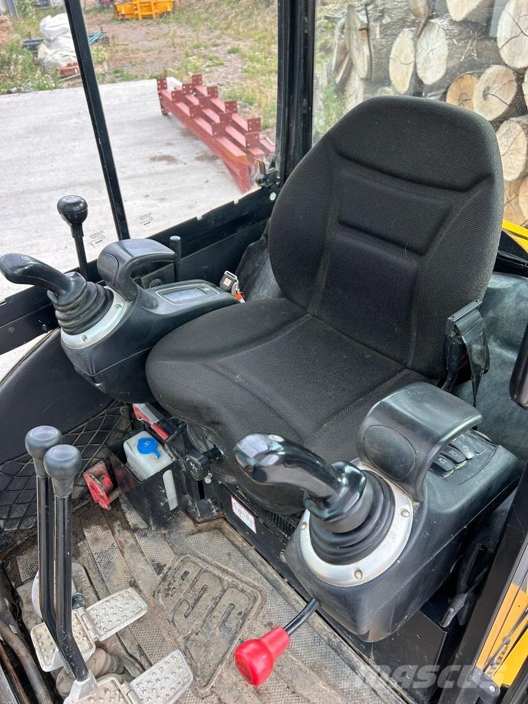 JCB 8026 CTS Minigrävare < 7t
