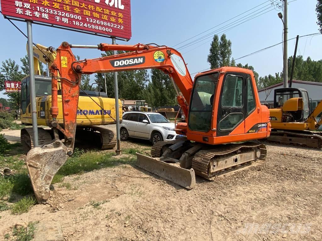 Doosan DH80 Bandgrävare