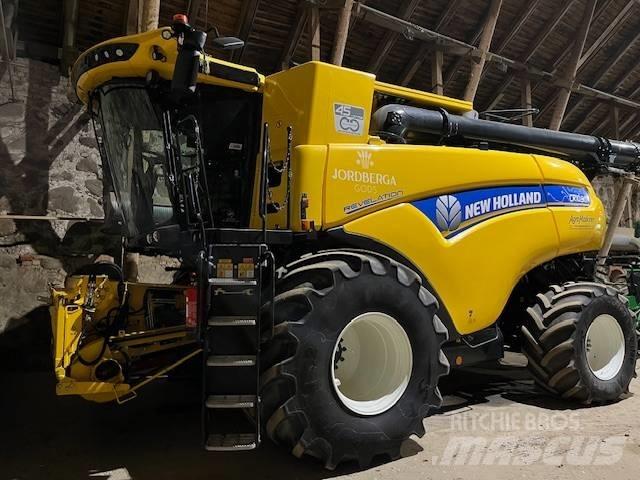 New Holland CR10.90 Skördetröskor