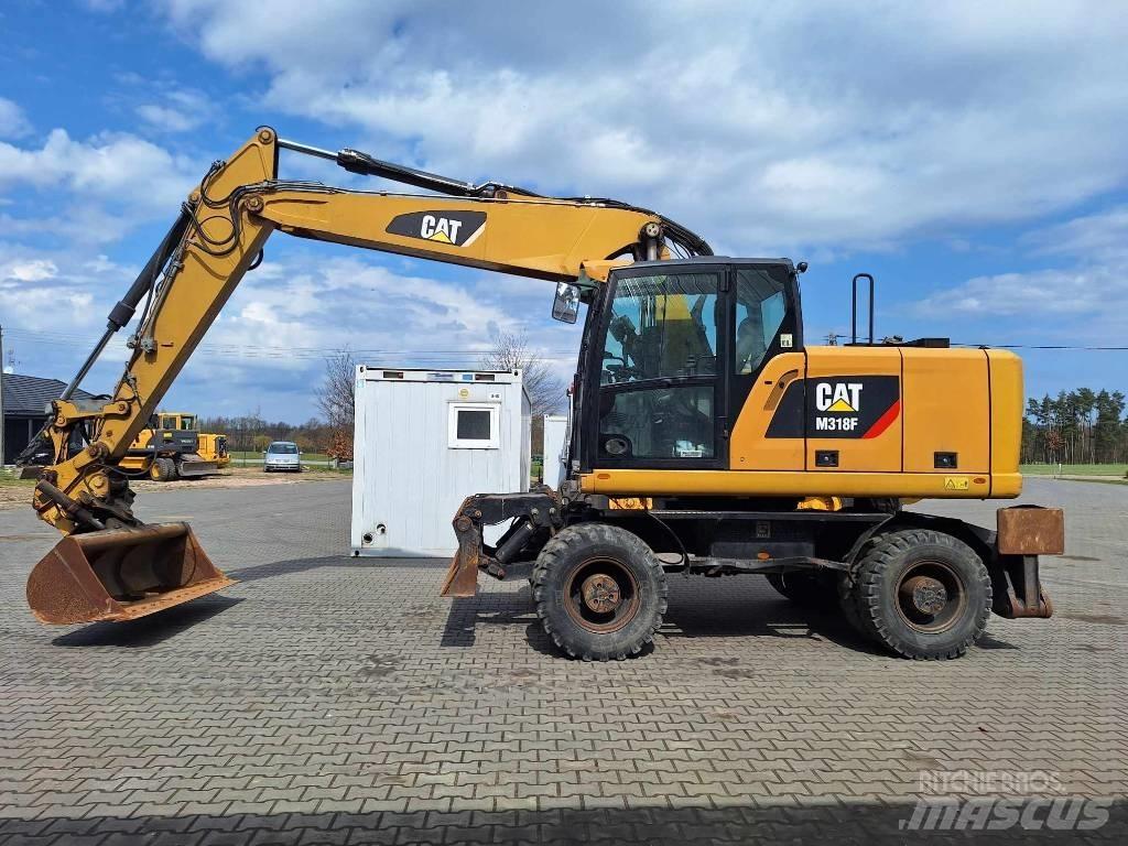 CAT M 318 F Hjulgrävare