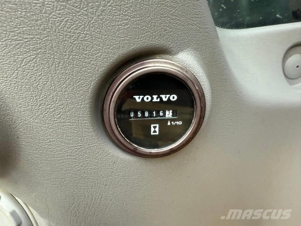 Volvo EC 380 EL Bandgrävare