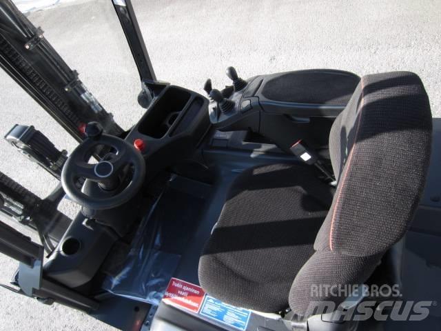 Linde E25L Elmotviktstruckar
