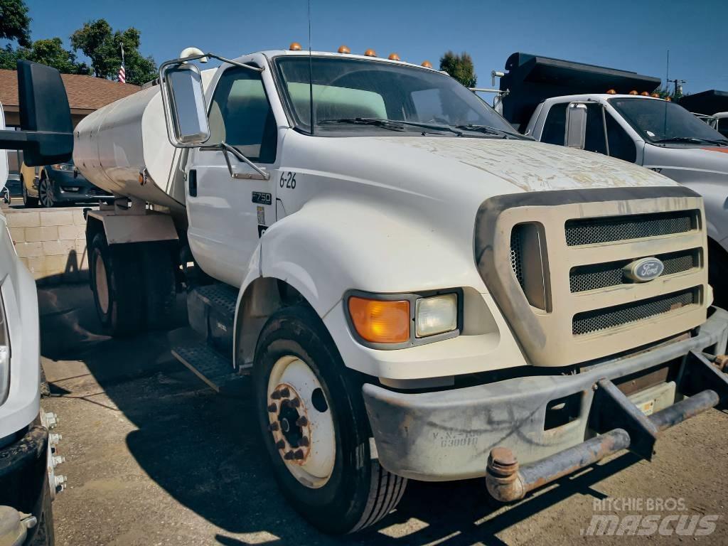 Ford F 750 XL SD Vattentankbilar