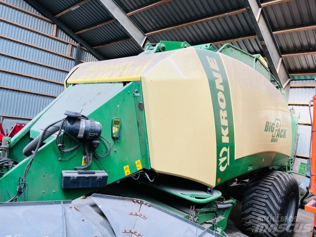 Krone Big Pack 12130 Fyrkantspressar