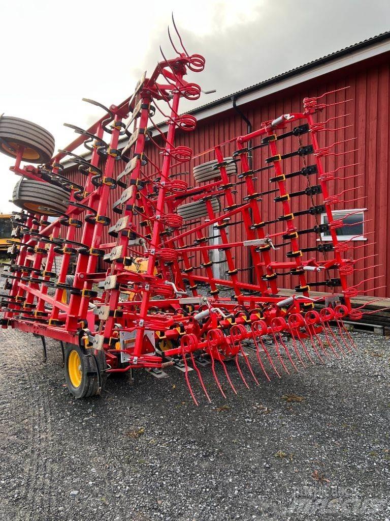 Väderstad NZA600 Harvar