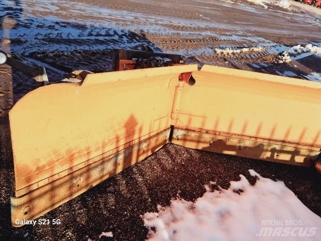 Pronar PUV 2800    OP26 Snöblad och plogar