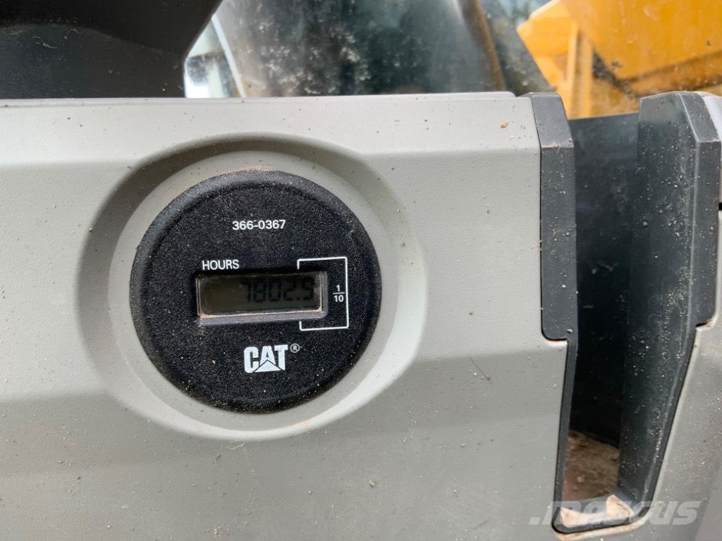 CAT 336 F L Bandgrävare