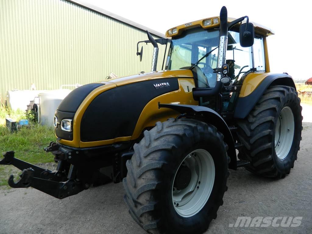 Valtra T 140 Traktorer