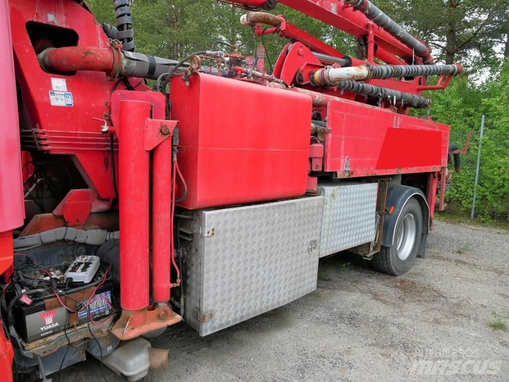 Scania P230 4x2 4x2 Lastbilar med betongpump