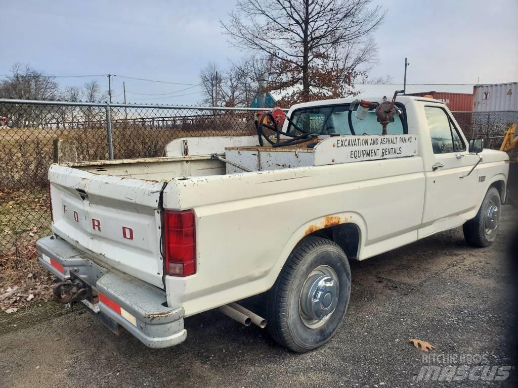 Ford F 250 Plogbilar