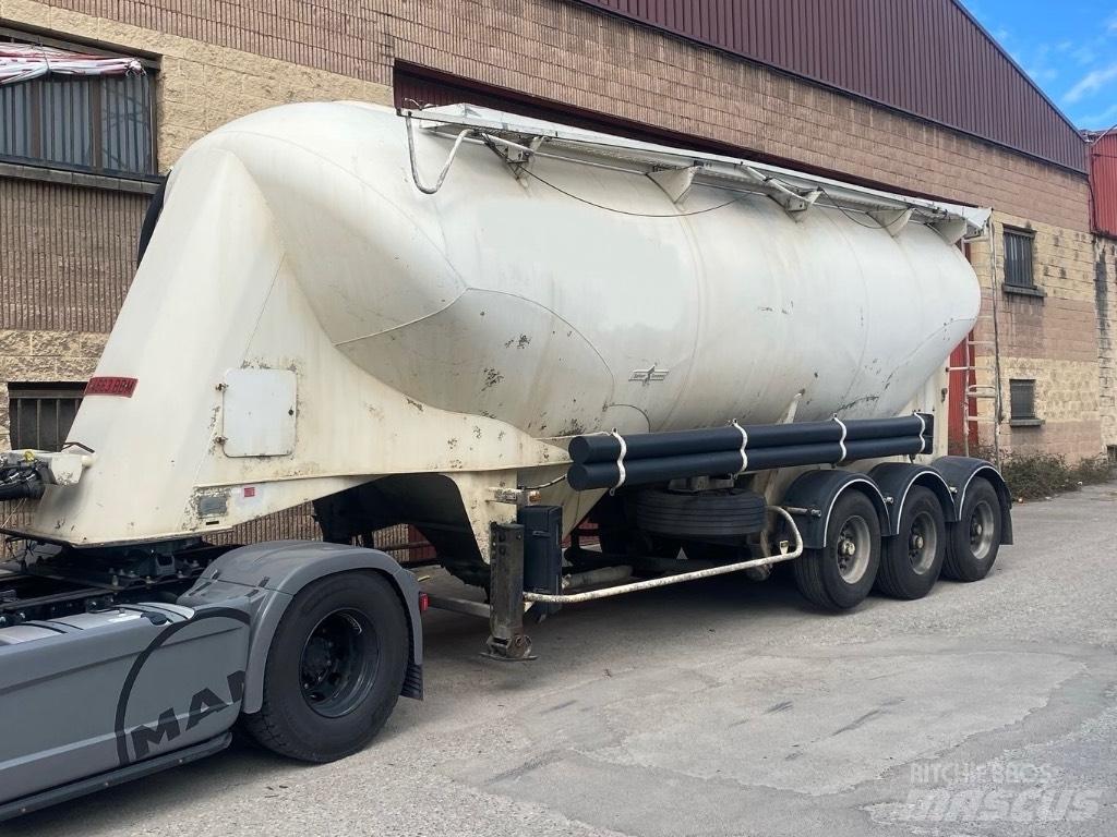 Spitzer SF2439PI Tanktrailer