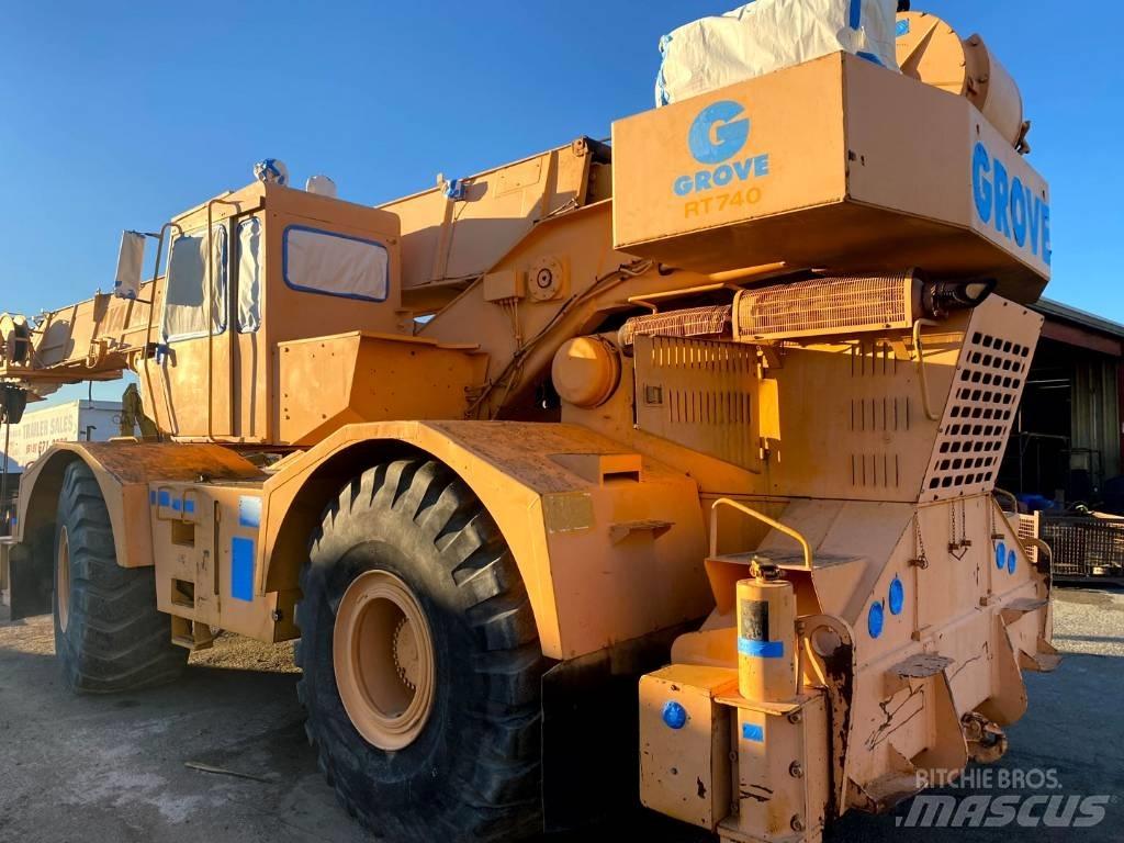 Grove RT 740 Terrängkranar (Grov terräng)