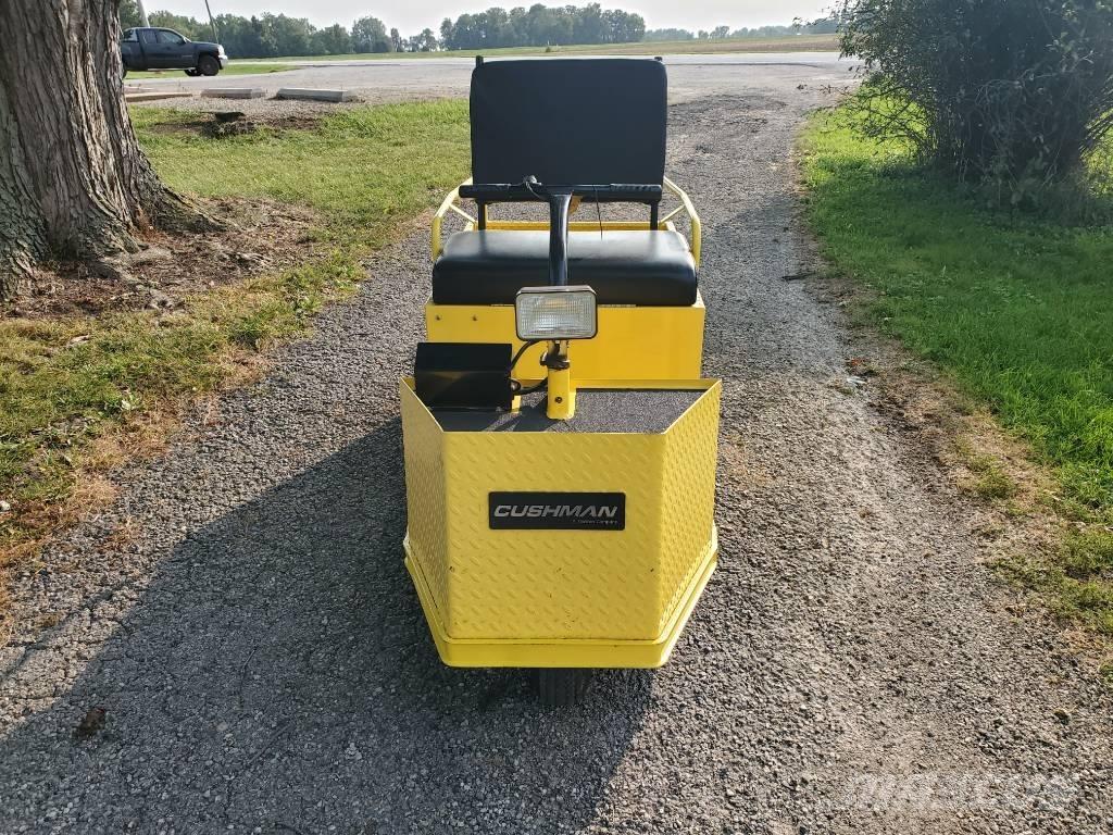Cushman Minute Miser Dragtruck