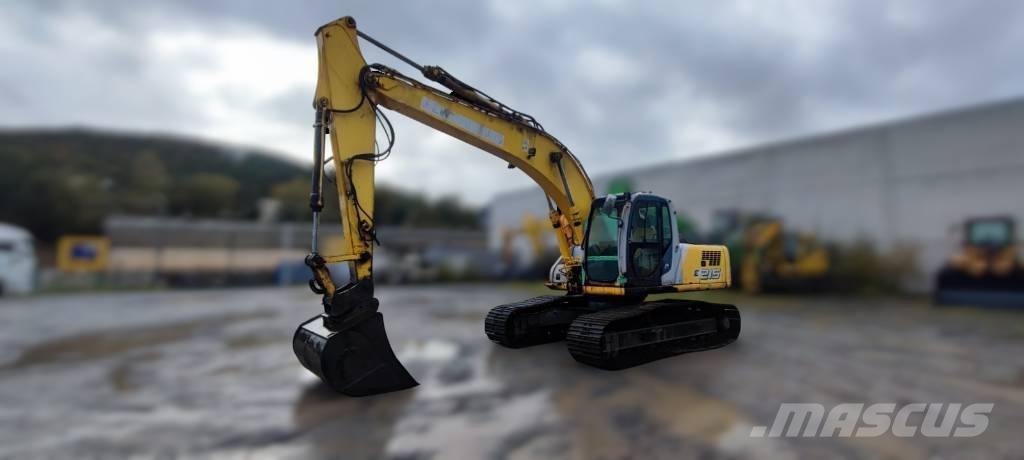 New Holland E 215 LC Bandgrävare