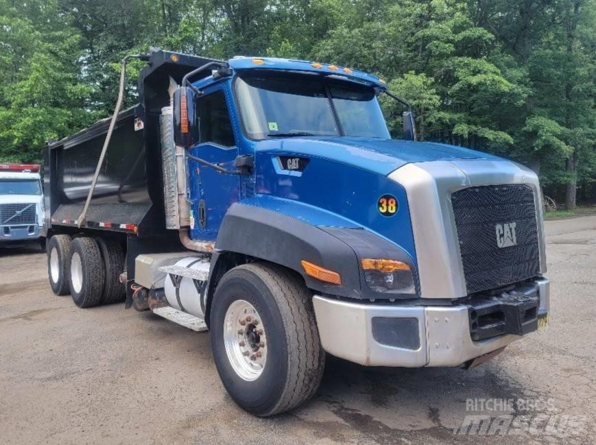 CAT CT 660 Tippbilar
