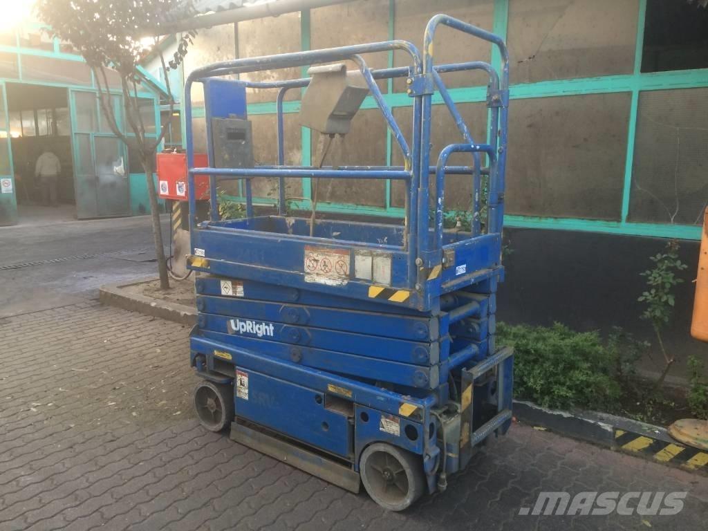 UpRight MX19    V-2783 Personhissar och andra hissar