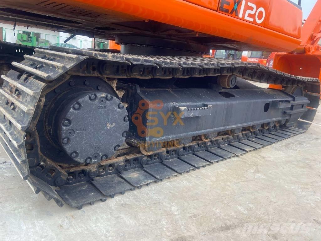 Hitachi EX 120 Bandgrävare