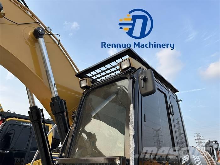 CAT 320 D2L Bandgrävare