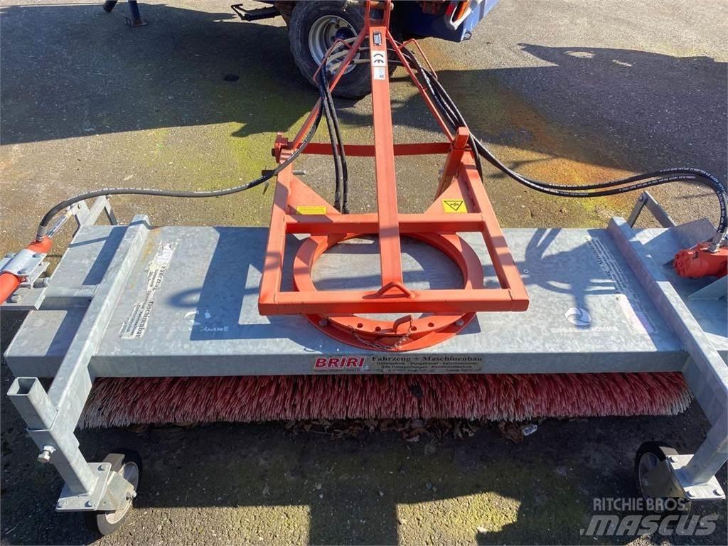 Briri SH 215 Sopmaskiner