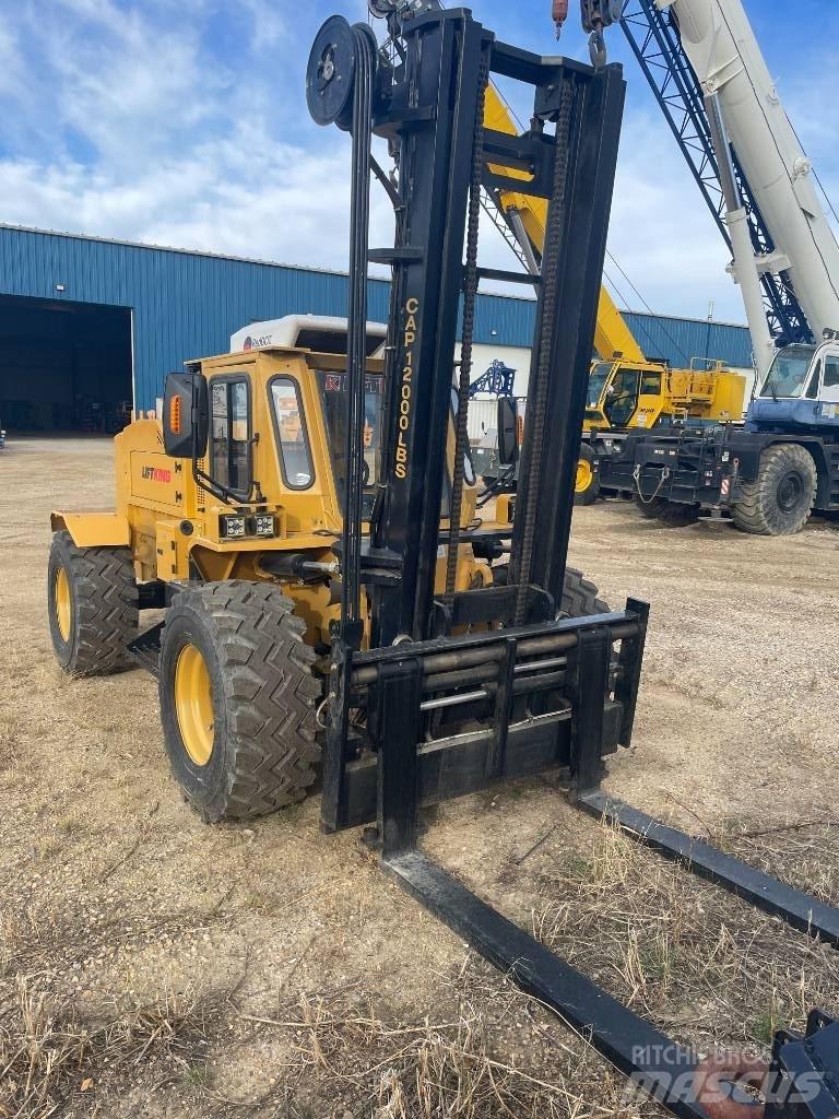 Liftking LK12C Terrängtruck