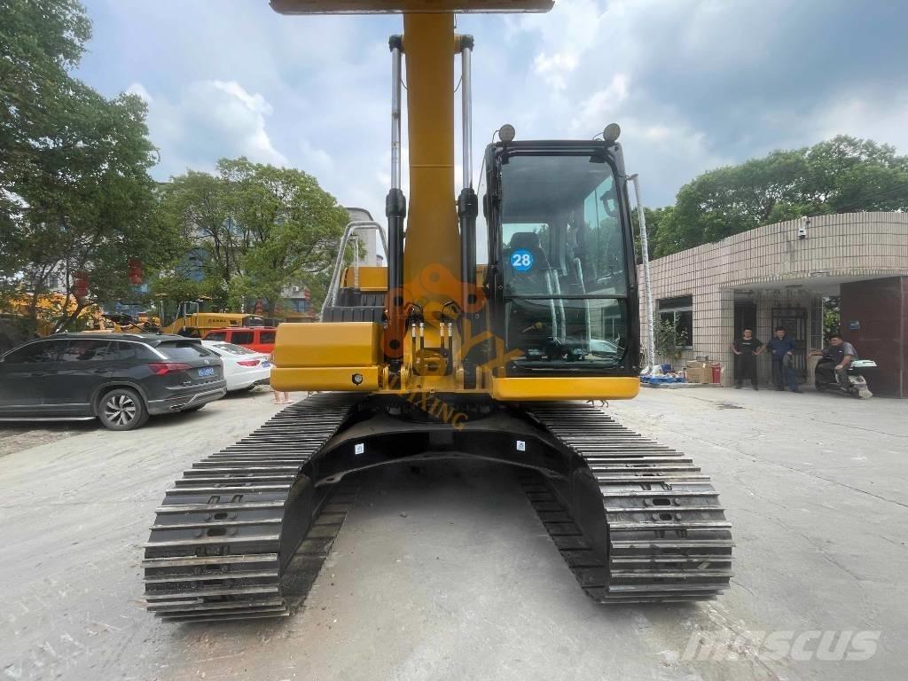 CAT 320GC NEXT GEN Bandgrävare
