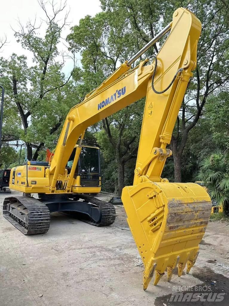 Komatsu PC220-8 Bandgrävare