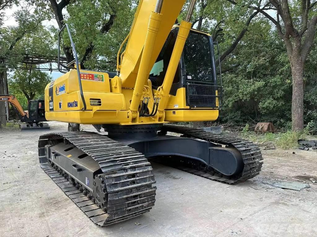 Komatsu PC220-8 Bandgrävare