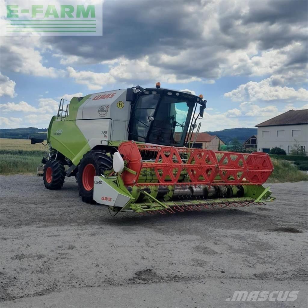 CLAAS tucano 440 Skördetröskor