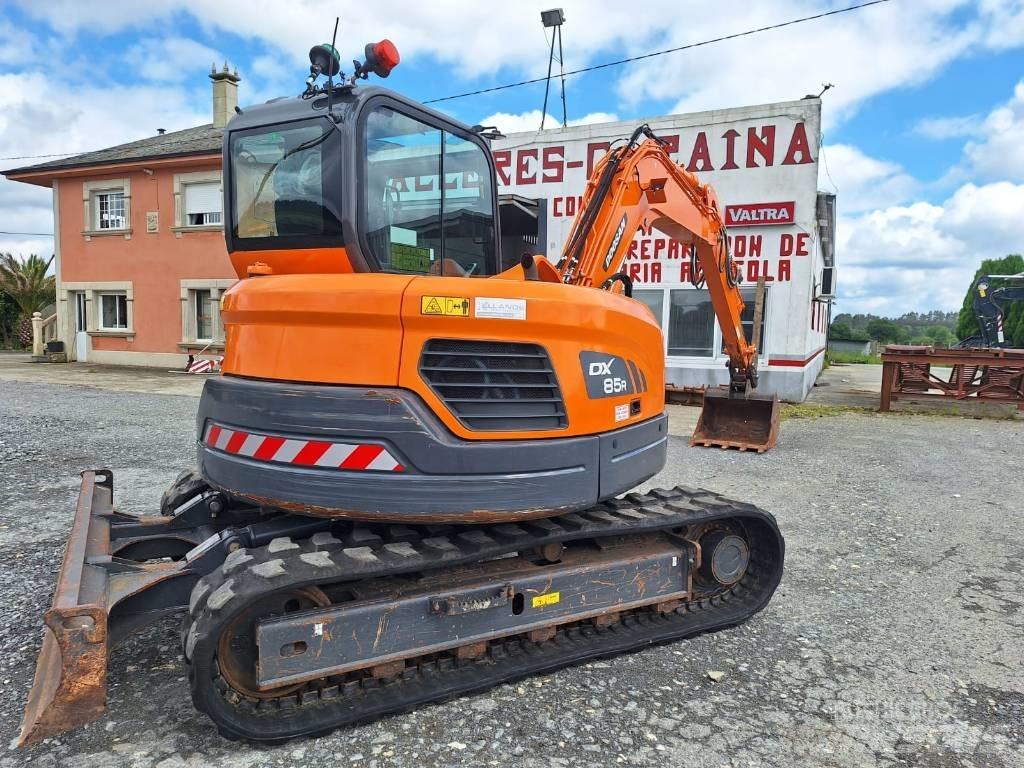 Doosan DX 85 R Bandgrävare