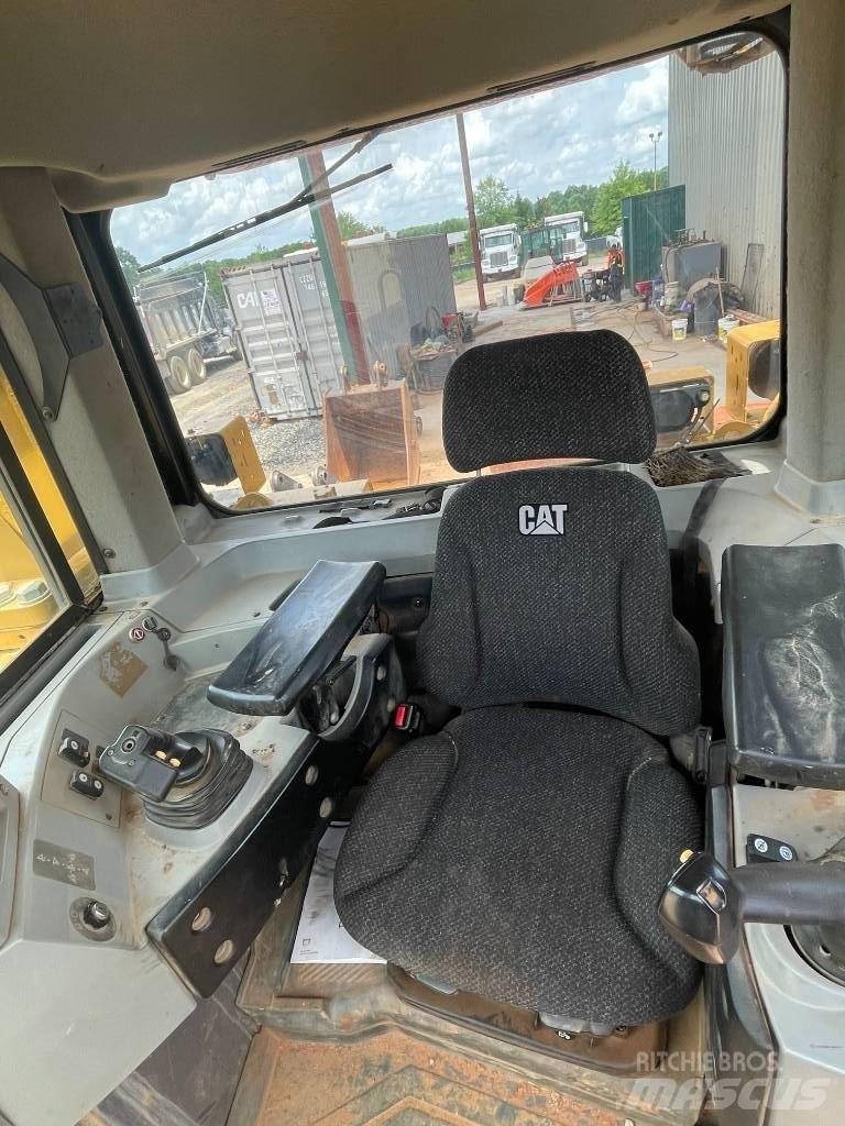 CAT D 8 T Bandschaktare