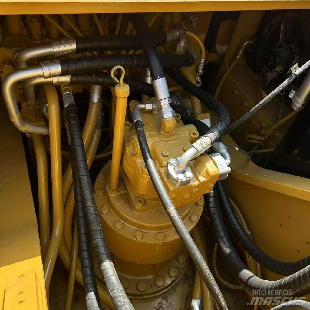 CAT 329 D 2L Bandgrävare