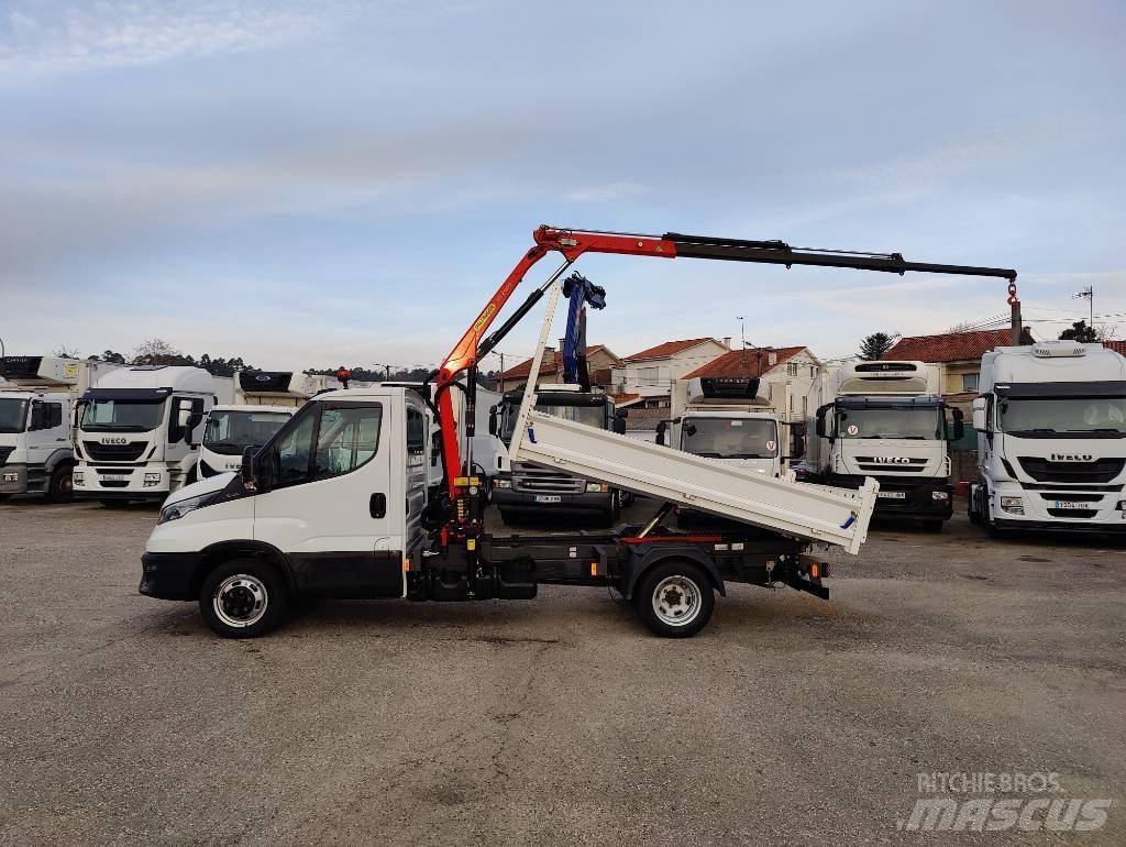 Iveco DAILY 35C16 Flakbilar/Pickuper