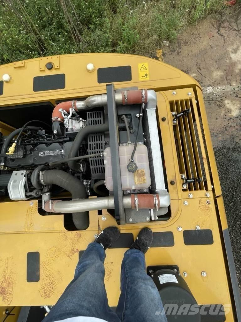 XCMG XE 200 DA Bandgrävare