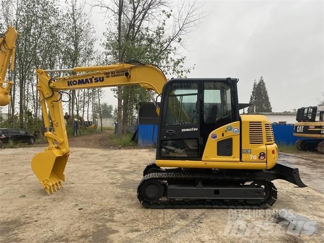 Komatsu PC70-8 Bandgrävare