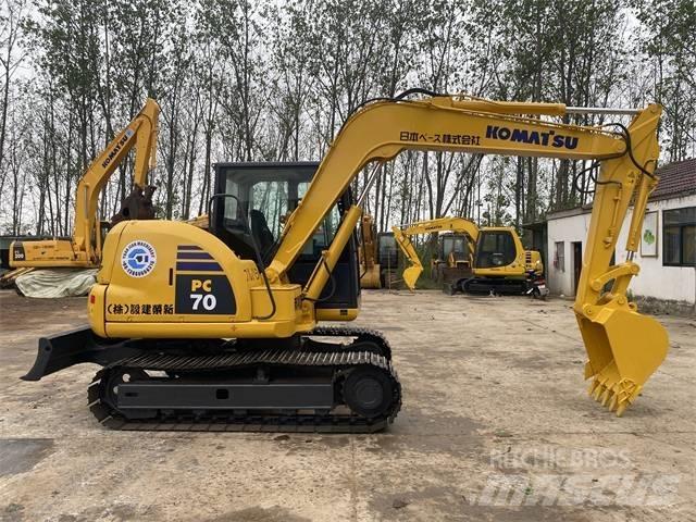 Komatsu PC70-8 Bandgrävare