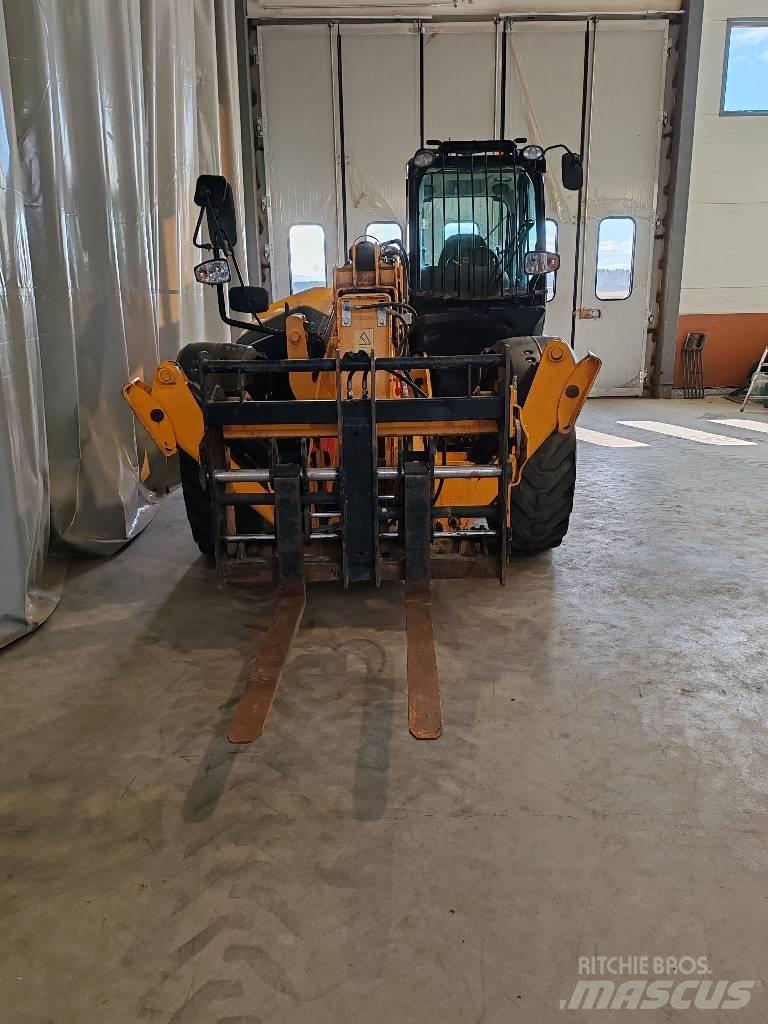 JCB 535-125 Hiviz Teleskoplastare