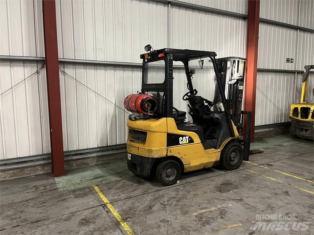 CAT GP18NT Gasolmotviktstruckar