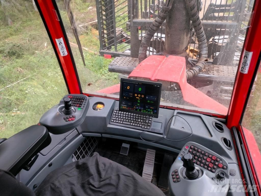 Komatsu 875 Skotare