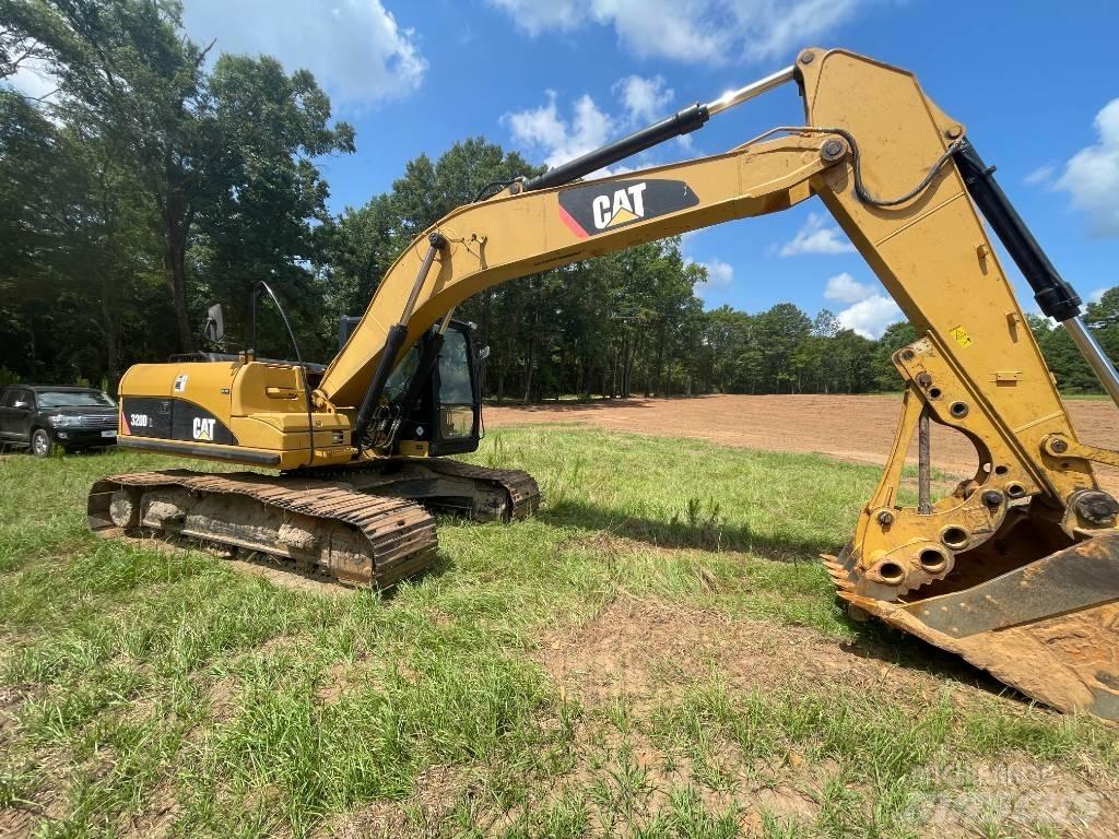 CAT 320 D L Bandgrävare