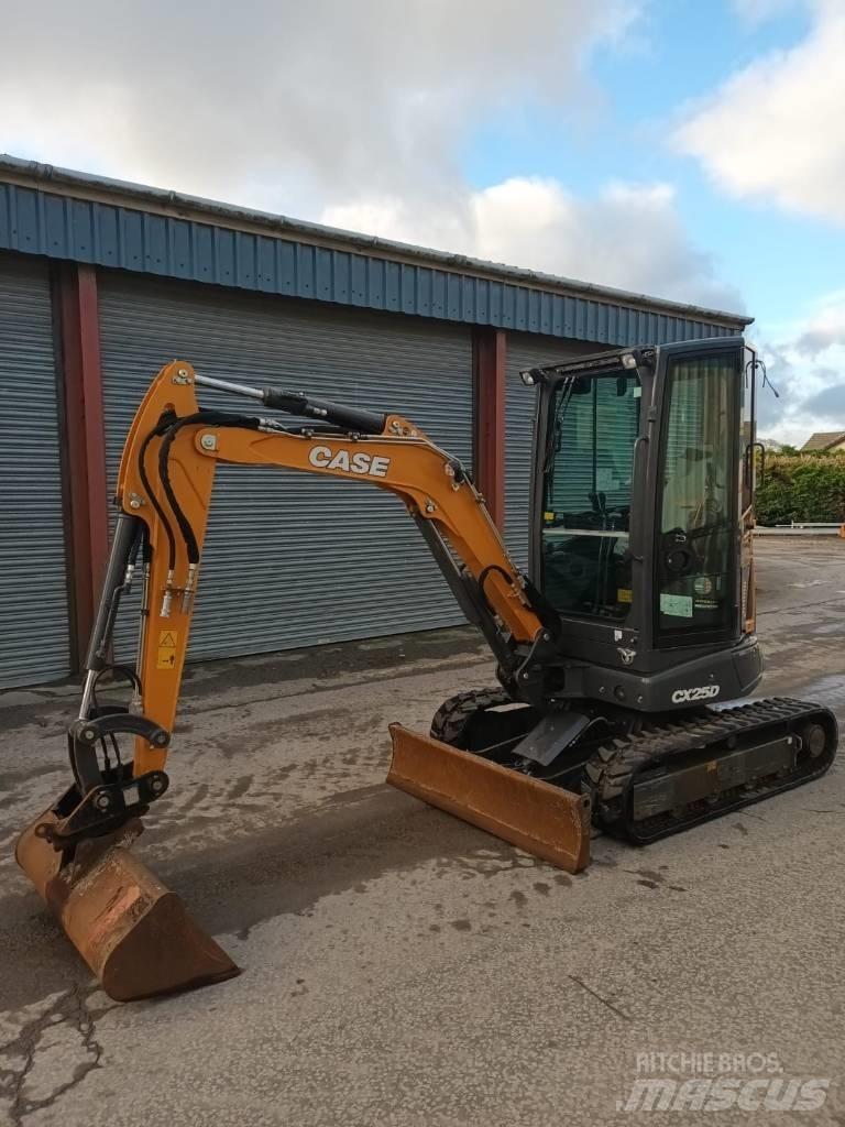 CASE CX 25 D Minigrävare < 7t
