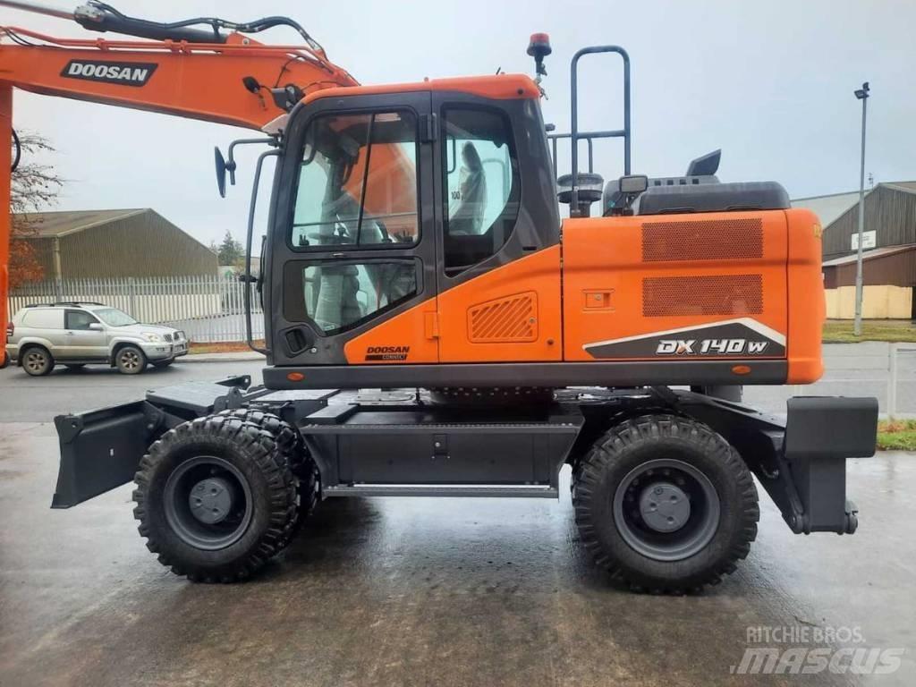 Doosan Dx140W-7 Hjulgrävare