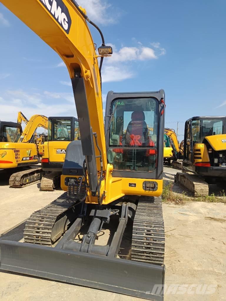 XCMG XE 60 DA Bandgrävare