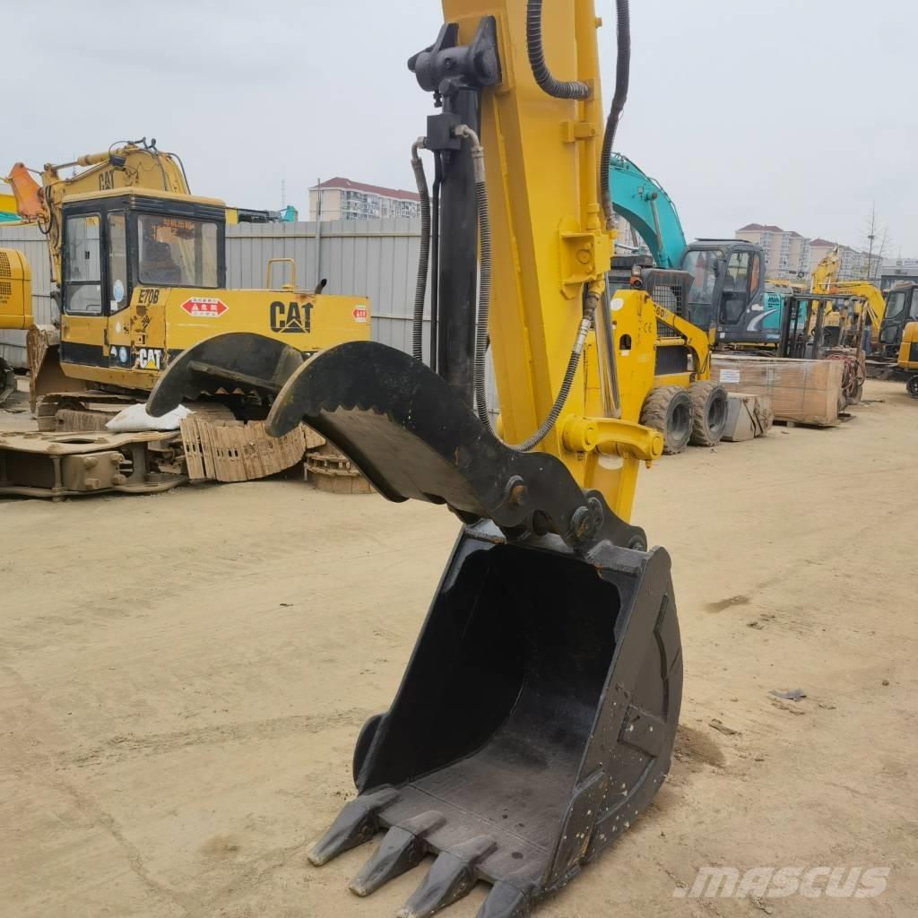 Komatsu PC78US Midigrävmaskiner 7t - 12t