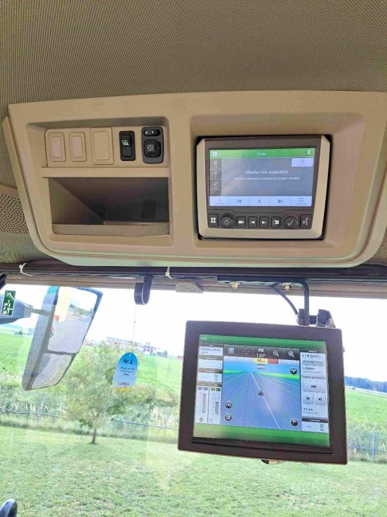 John Deere 8R410 Traktorer