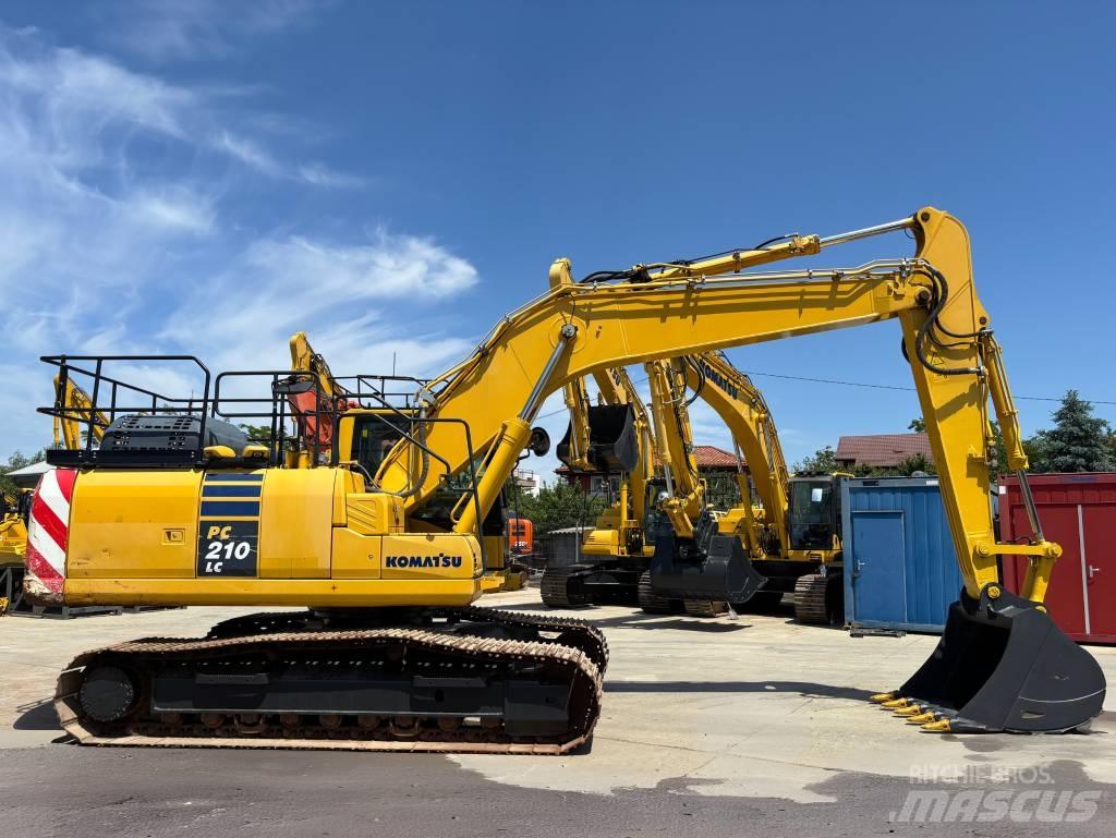 Komatsu PC210LC-11 Bandgrävare