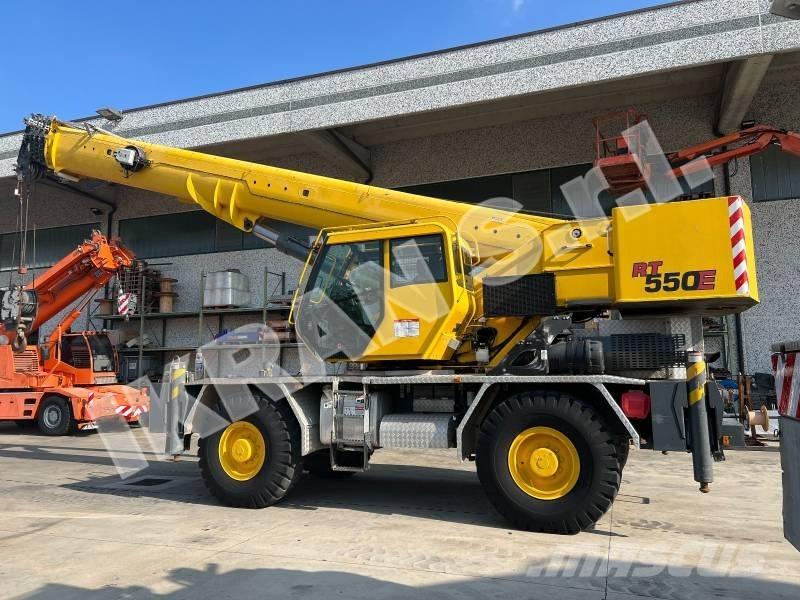Grove RT550E Terrängkranar (Grov terräng)