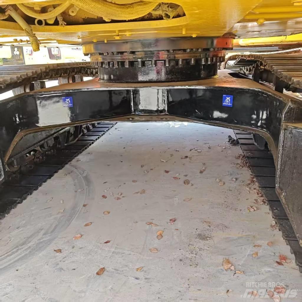 CAT 320 D Bandgrävare
