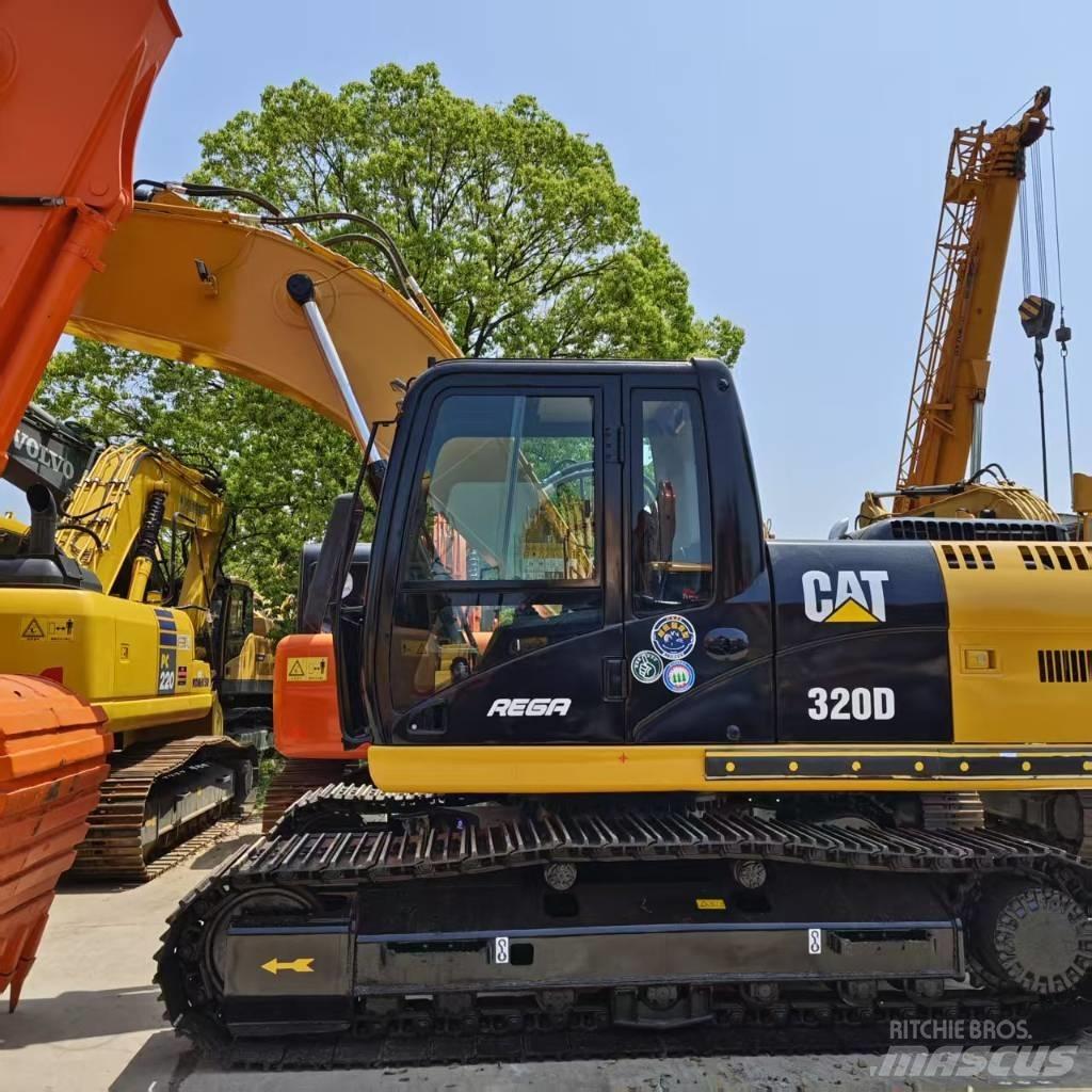 CAT 320 D Bandgrävare