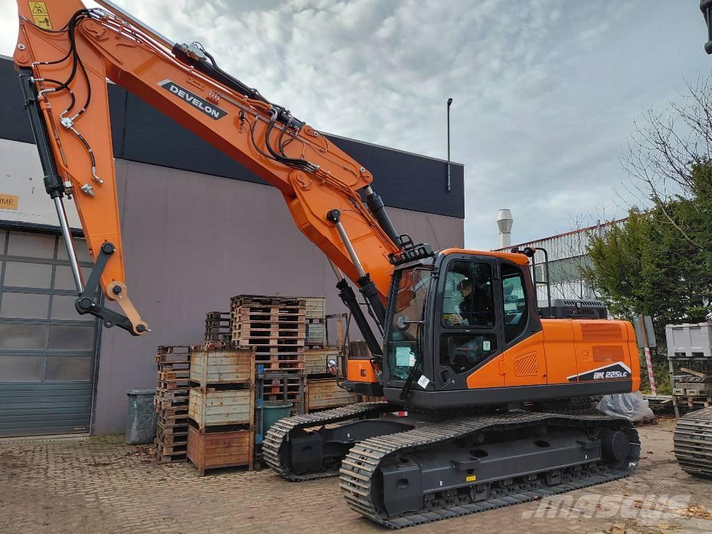 Doosan DX225LC-7 Bandgrävare