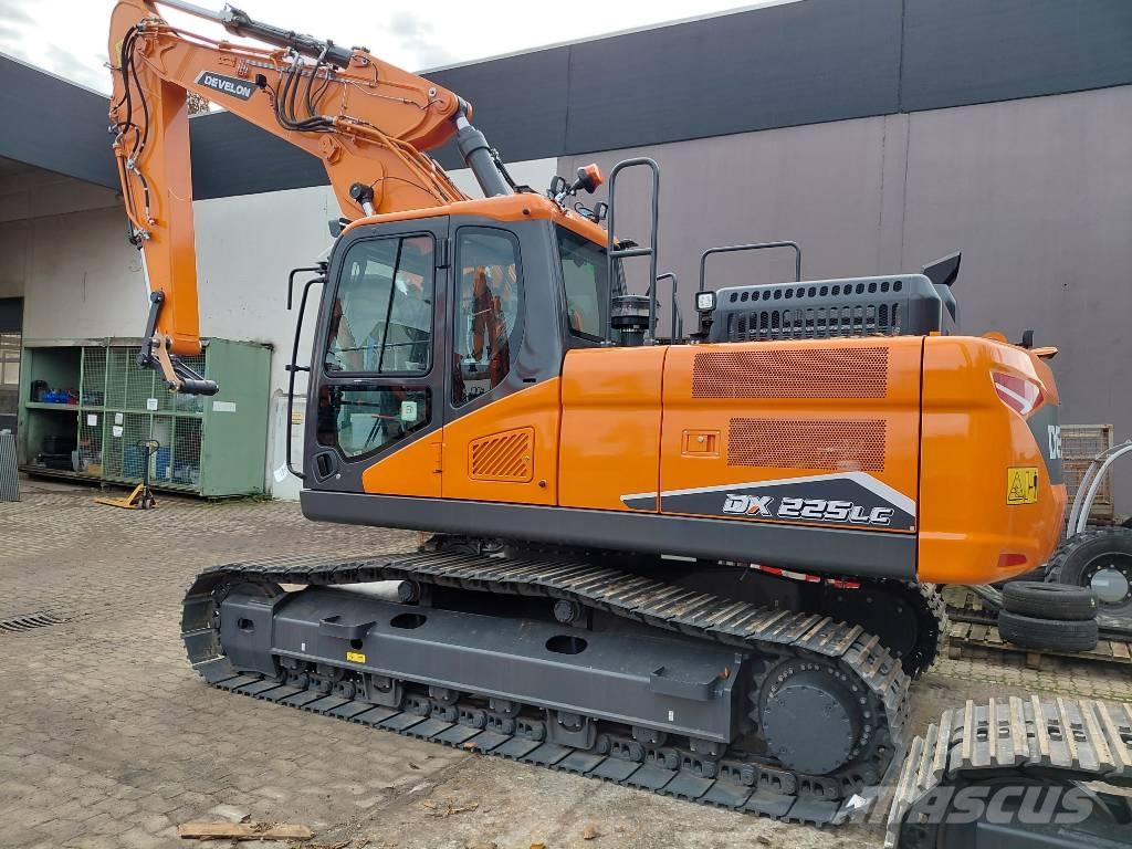 Doosan DX225LC-7 Bandgrävare